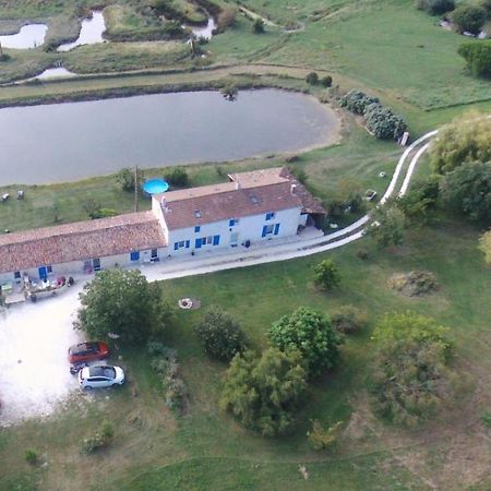 Moulin De Mauzac Bed & Breakfast Saint-Just-Luzac Bagian luar foto