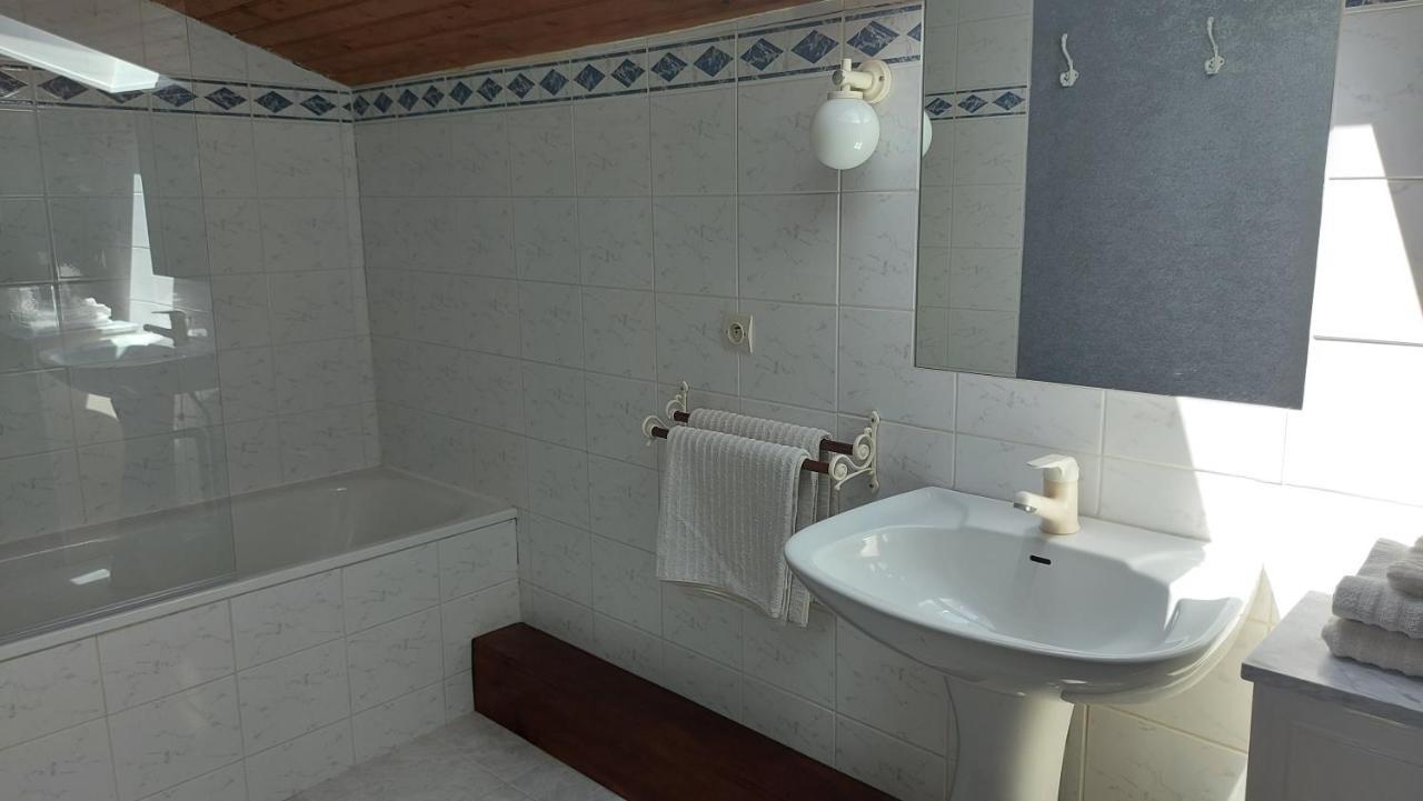 Moulin De Mauzac Bed & Breakfast Saint-Just-Luzac Bagian luar foto